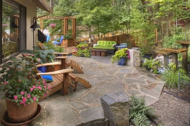 Top-rated garden landscaping in Enumclaw, WA by JCA Handyman Services