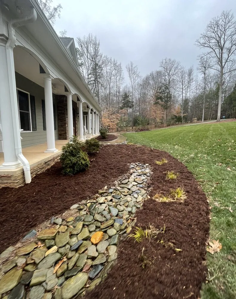 Affordable residential landscaping experts serving Waxhaw, NC - JCD Lawn & Landscape