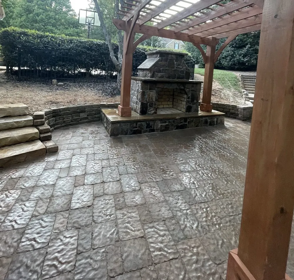 Top-rated yard maintenance for homes in Waxhaw, NC by JCD Lawn & Landscape