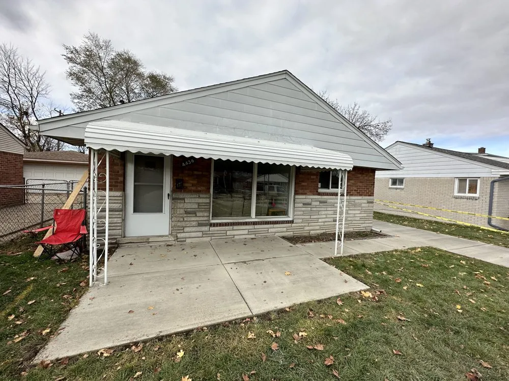 Local yard maintenance in Lincoln Park, MI by JCDC Construction