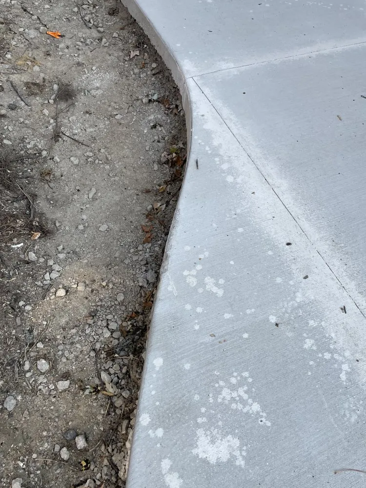 Local garden landscaping in Lincoln Park, MI by JCDC Construction