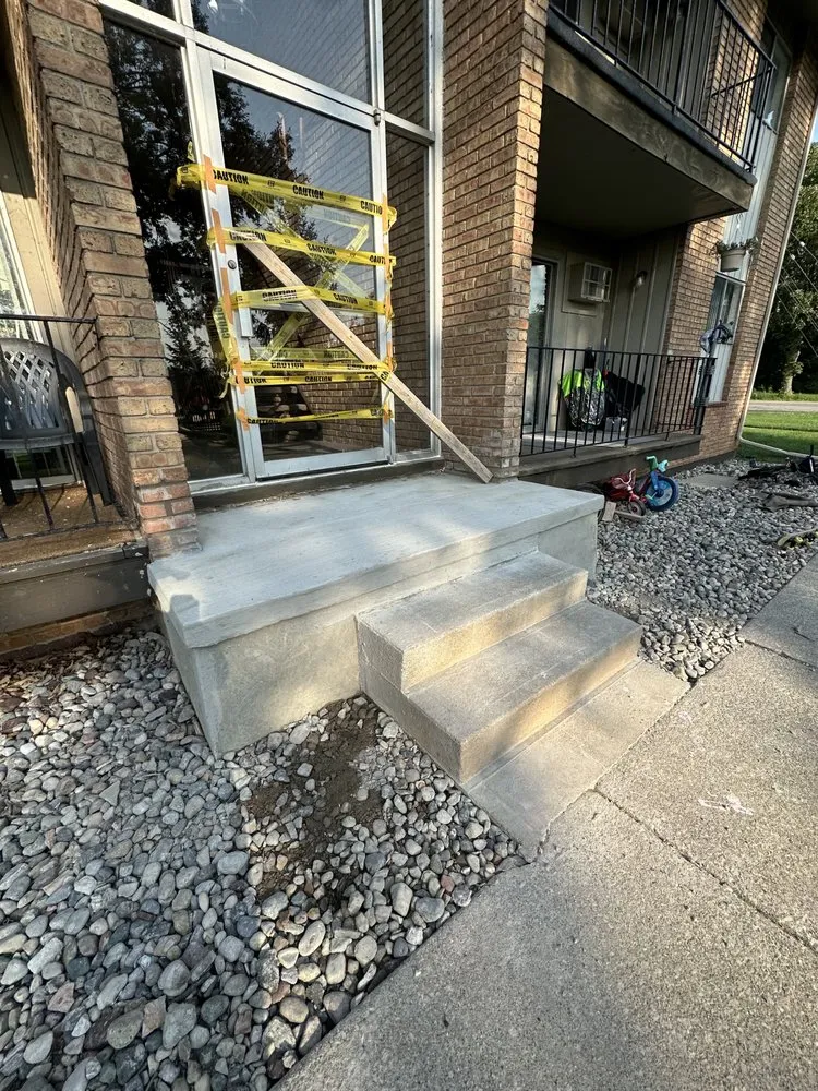 Local yard maintenance near you in Lincoln Park, MI by JCDC Construction