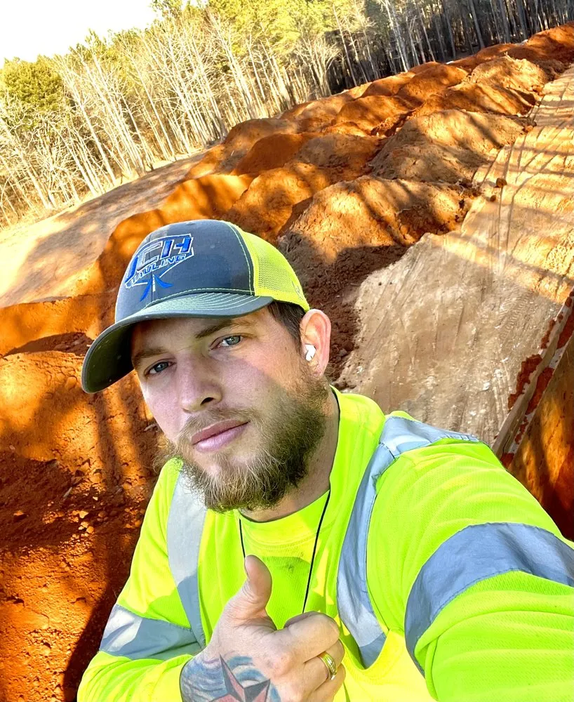 Local lawn care service for beautiful yards in Hephzibah, GA by JCH hauling and Sitework