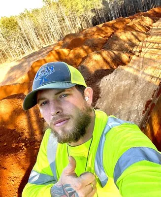 JCH hauling and Sitework Logo