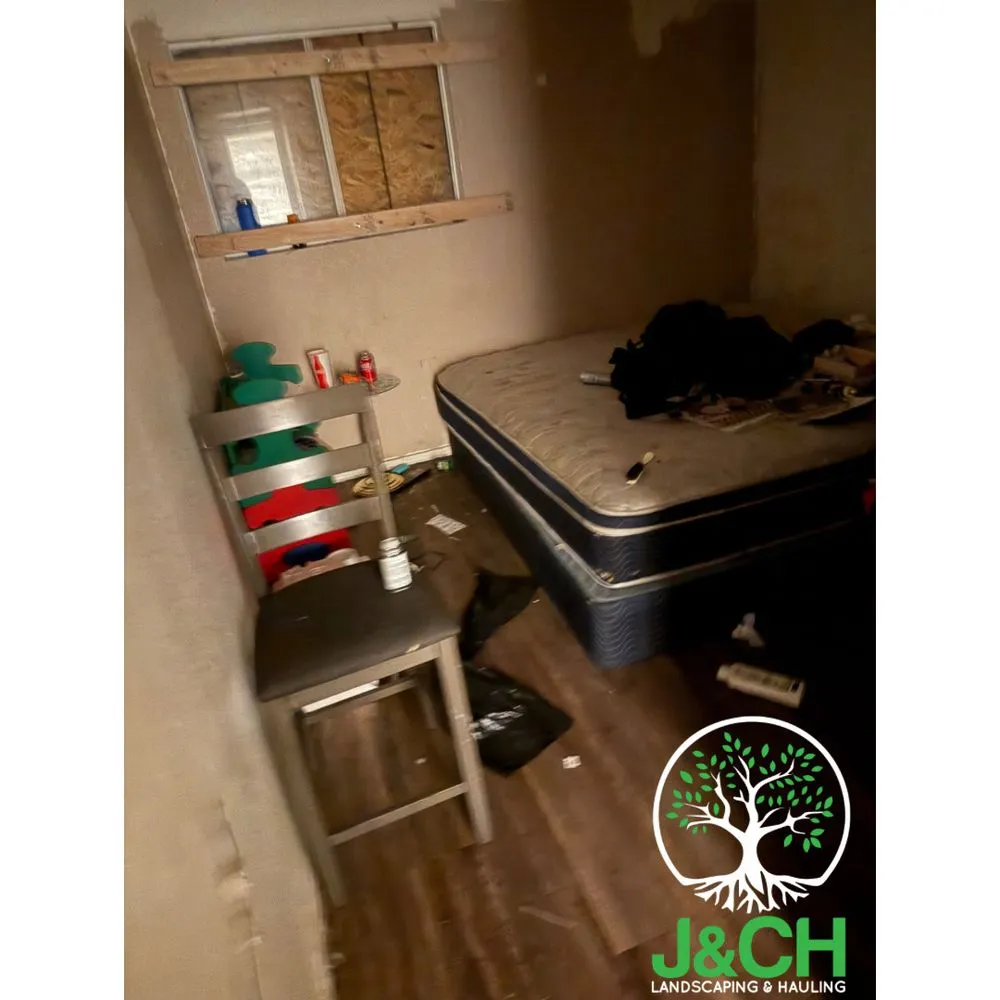 Professional yard maintenance experts serving Phoenix, AZ - J&CH Landscaping & Hauling