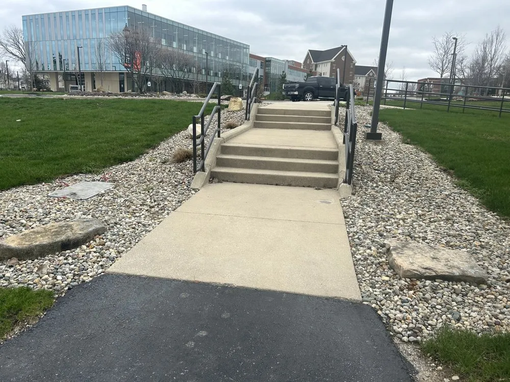 Professional yard cleanup service in Grand Blanc, MI - JCHelton Landscaping