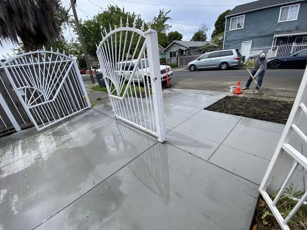 Trusted garden landscaping for outdoor upgrades across Pittsburg, CA - JCK Construction & Demolition