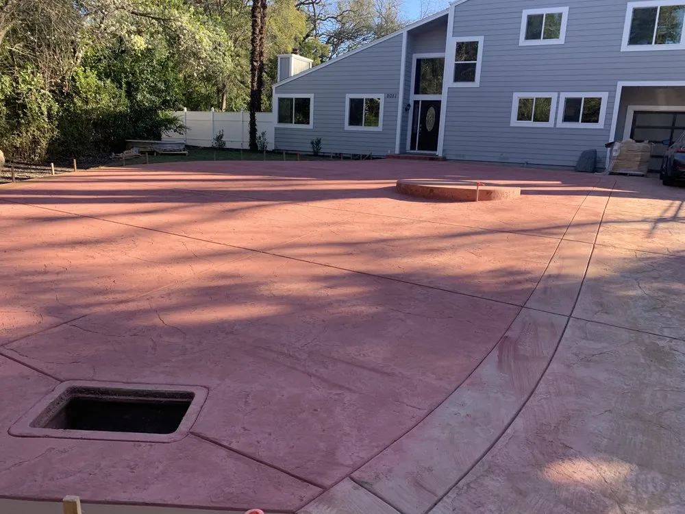 Local yard cleanup service for residential properties across Pittsburg, CA - JCK Construction & Demolition