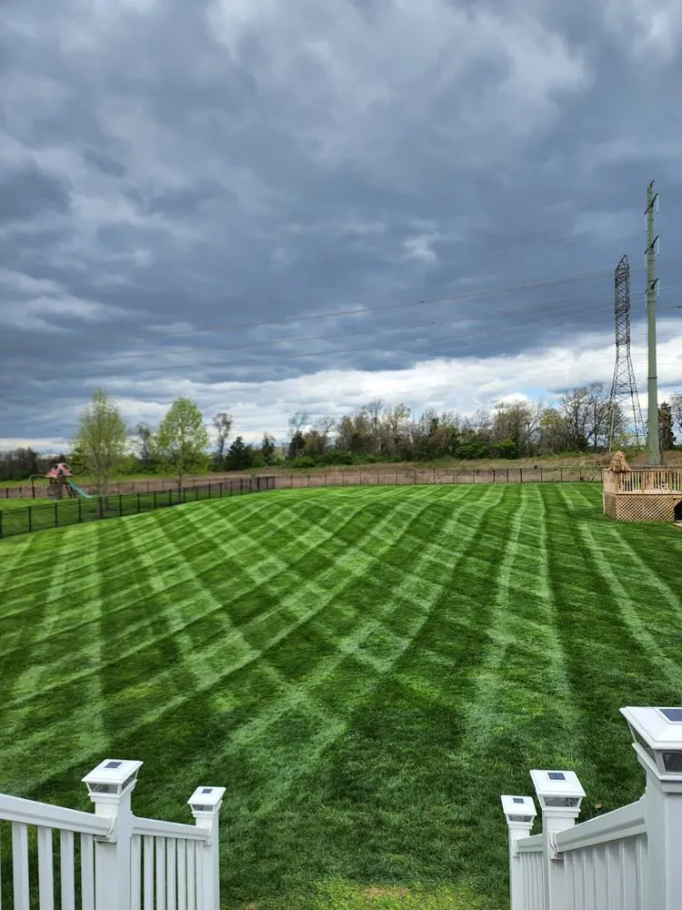 Custom lawn mowing service in New Brunswick, NJ - JC&KM Lawn & Landscaping