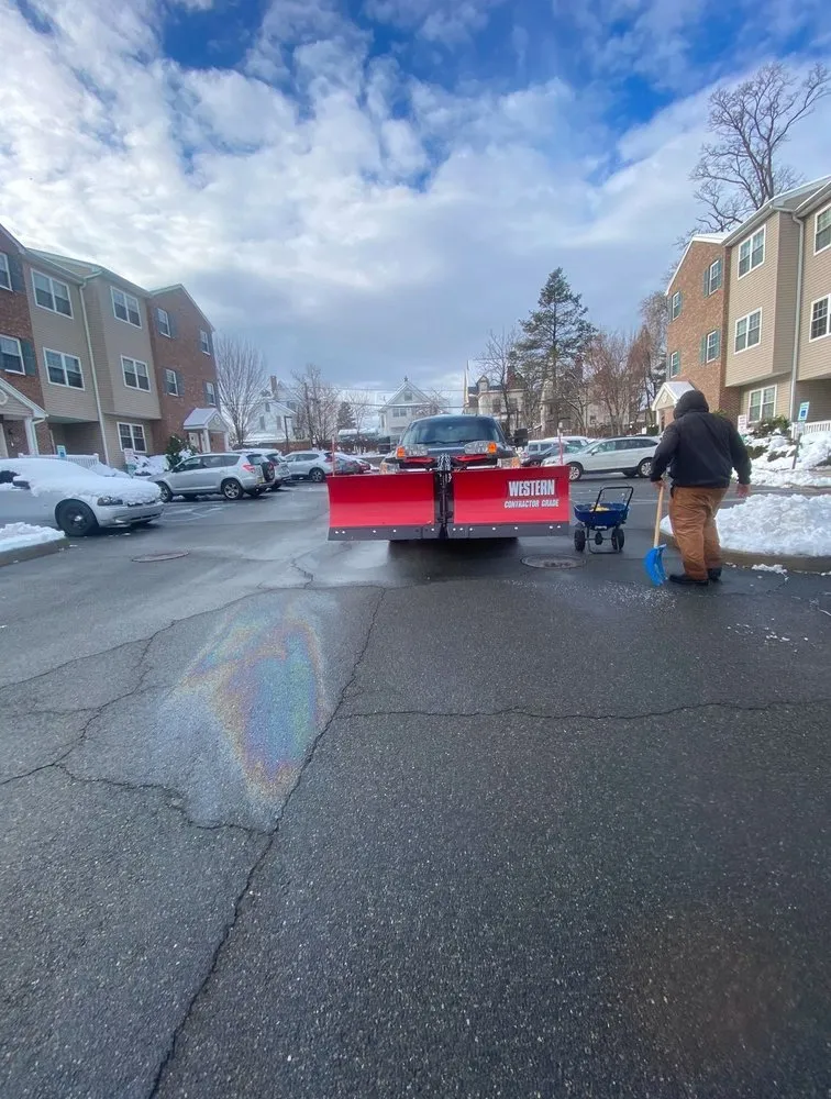 Reliable landscaping services experts serving West Orange, NJ - JCL Developers