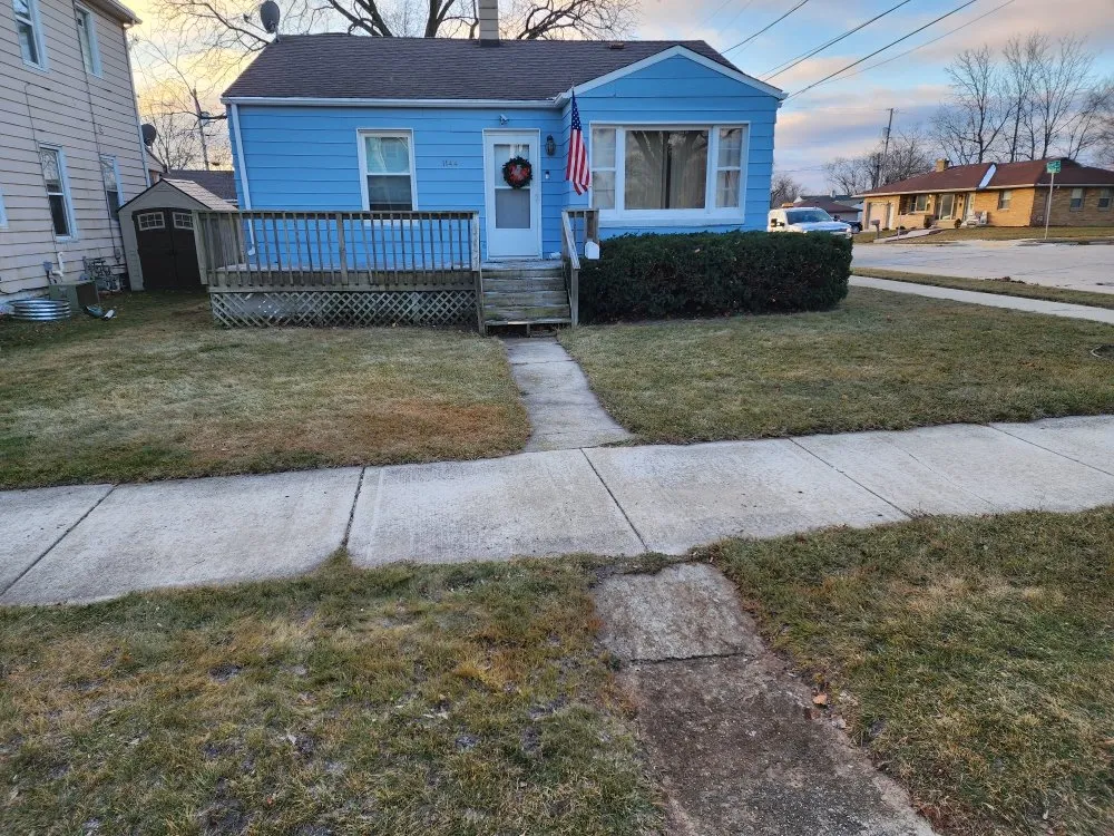 Reliable yard maintenance near you in Racine, WI by JCO Landscape & SNOW