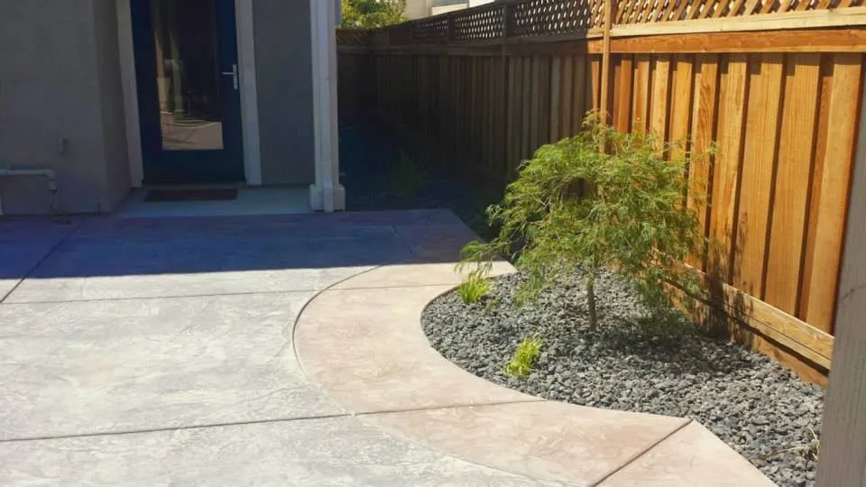 Affordable lawn mowing service in Mountain House, CA by JCP Landscaping