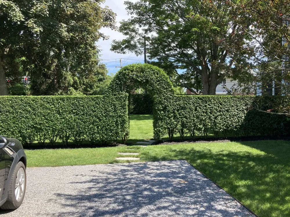 Local lawn mowing service for homes in Mastic, NY by JCR Green Landscaping