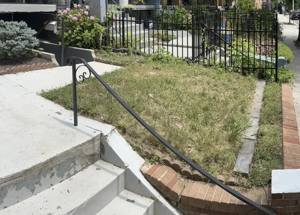 Expert lawn care service experts serving Lanham, MD - JC's Landscaping