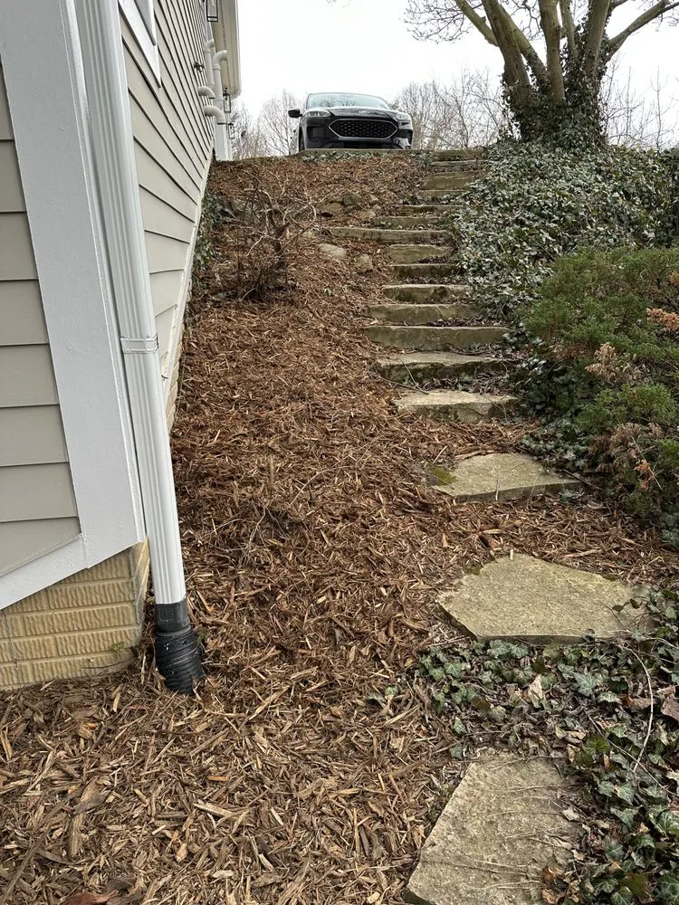 Top-rated garden landscaping with custom design in Chelsea, MI by Jc’s lawn care and landscape