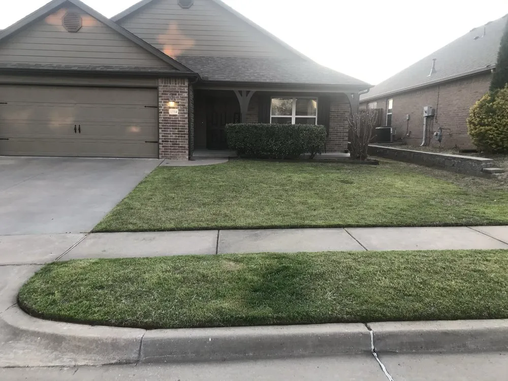 Local lawn care service experts serving Tulsa, OK - JC'S Lawn Care Service
