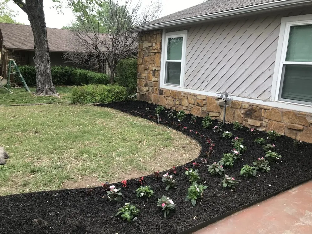 Custom landscaping services experts serving Tulsa, OK - JC'S Lawn Care Service