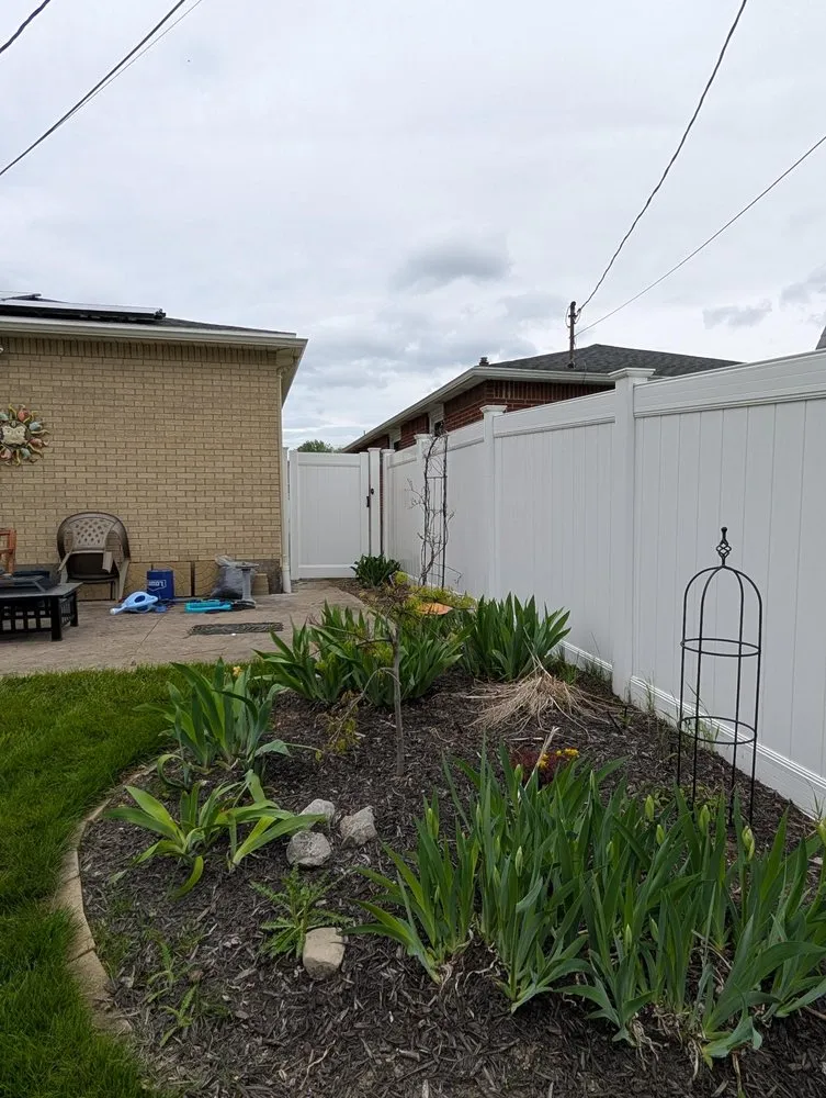 Local outdoor landscaping in Tonawanda, NY by J.D. Brick Fencing