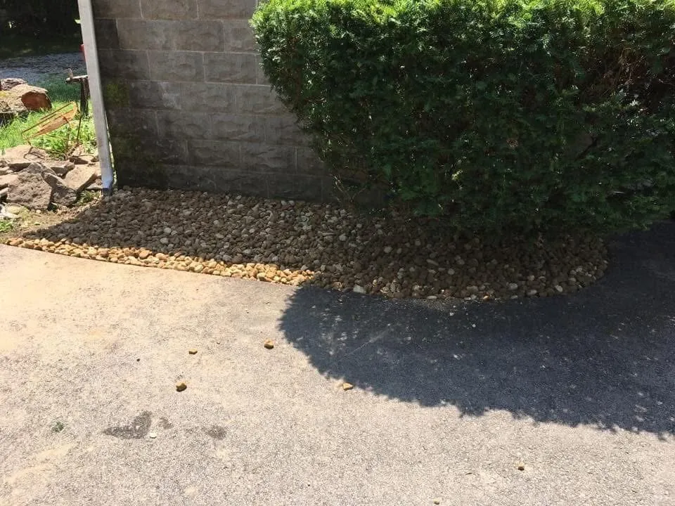 Custom residential landscaping experts serving Williamsburg, OH - Jd construction