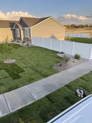 J&D Fencing & Landscaping Logo