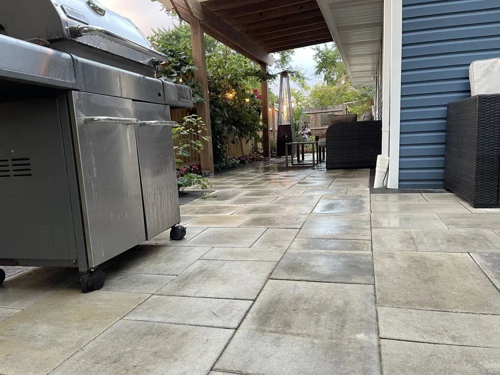 Custom residential landscaping in Chicago, IL - JD Flores Landscaping