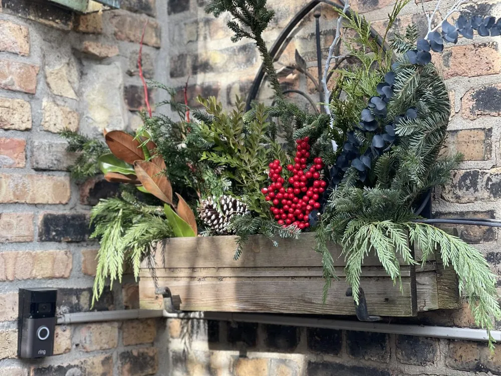 Expert yard maintenance in Chicago, IL - JD Flores Landscaping