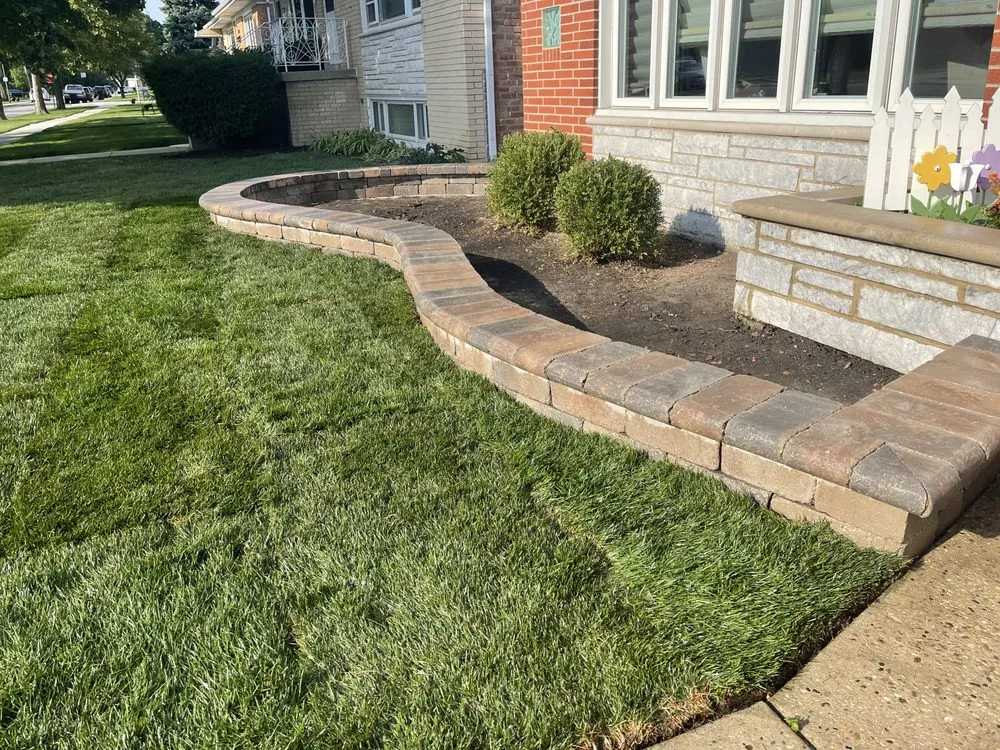 Local lawn mowing service experts serving Chicago, IL - JD Flores Landscaping