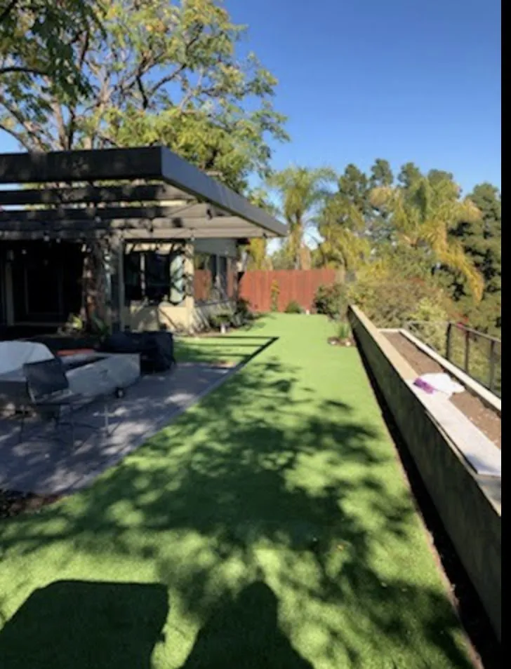 Local yard cleanup service for homes across Los Angeles, CA - JD gardening & tree service