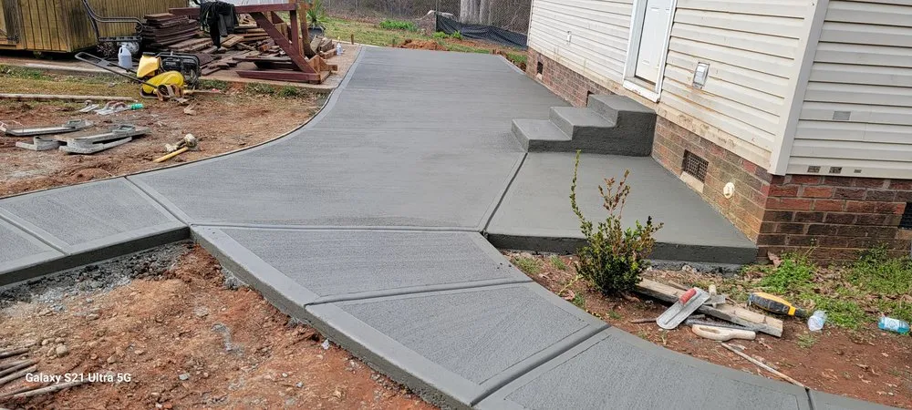 Reliable yard maintenance for year-round maintenance across Kingstown, NC - Jd Hardscapes & Landscaping
