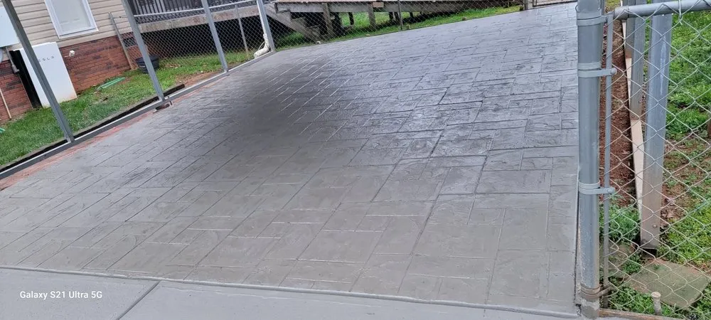 Professional yard cleanup service in Kingstown, NC - Jd Hardscapes & Landscaping