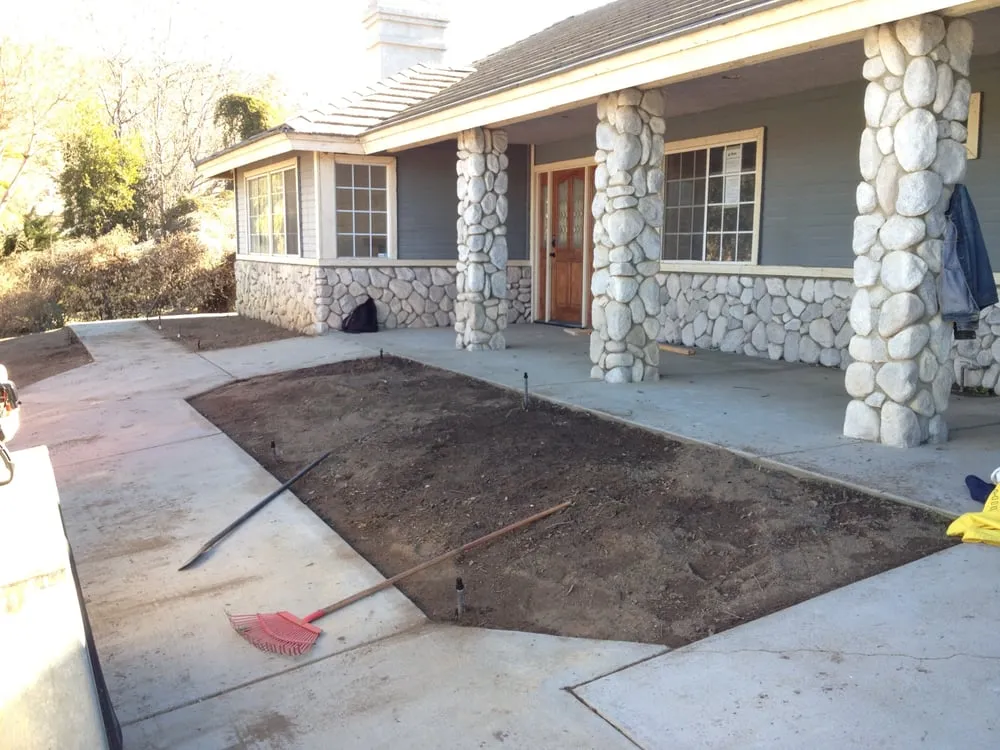 Custom yard maintenance in Corona, CA - JD Landscape and Maintenance