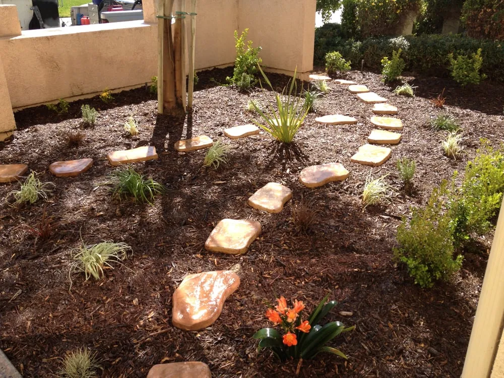 Professional garden landscaping experts serving Corona, CA - JD Landscape and Maintenance