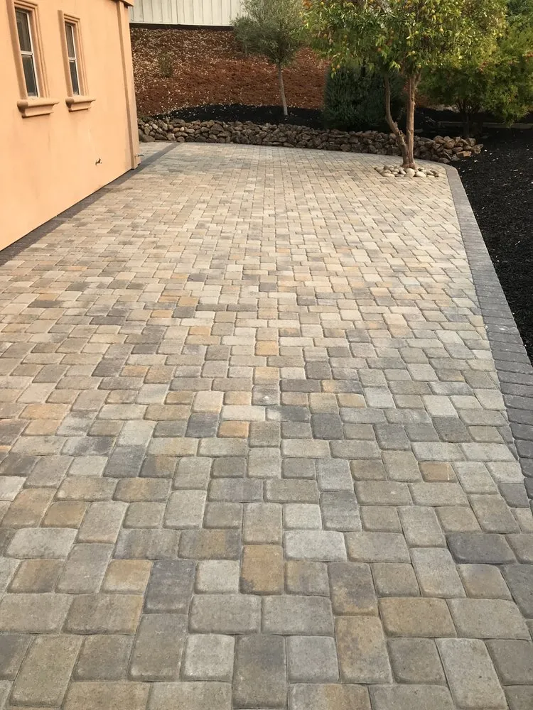 Local yard cleanup service for homes across Brentwood, CA - JD Landscape