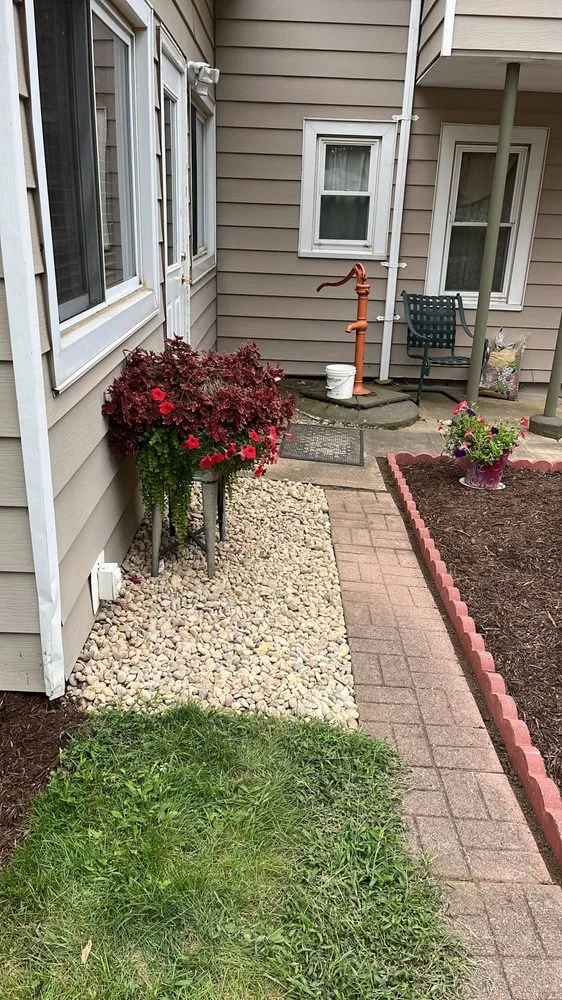 Local lawn mowing service for beautiful yards in Chillicothe, IL by J&D Landscape