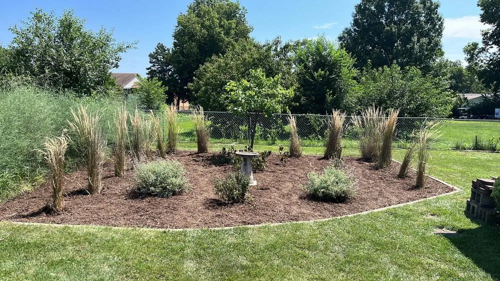 Trusted yard maintenance in Chillicothe, IL by J&D Landscape