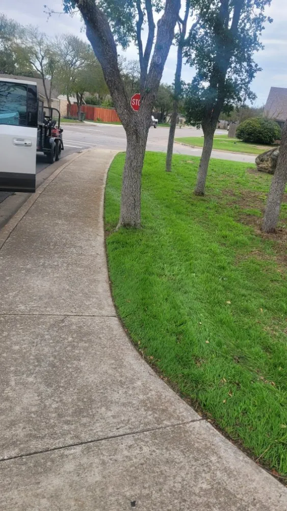 Expert outdoor landscaping experts serving Round Rock, TX - JD Landscaper