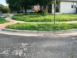 Custom outdoor landscaping in Round Rock, TX - JD Landscaper