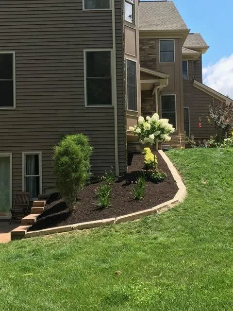 Custom outdoor landscaping experts serving Burton, OH - J&D Landscapes
