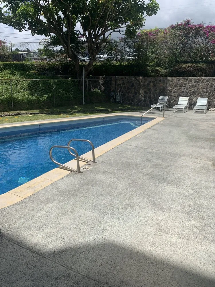 Top-rated lawn mowing service in Honolulu, HI - JD Landscaping and Pressure Washing Services