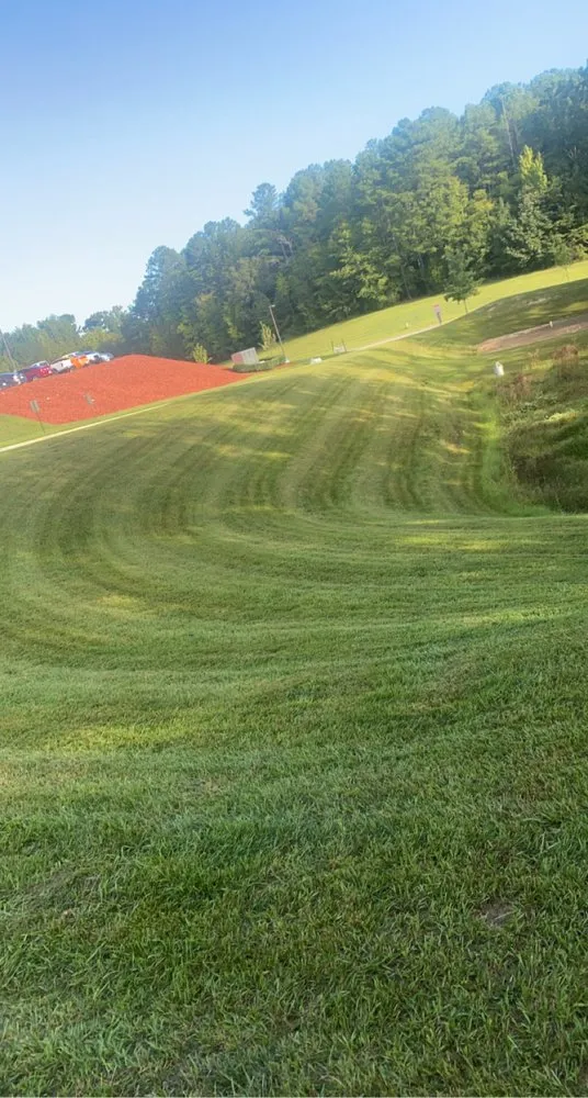 Top-rated lawn care service experts serving China Grove, NC - J&D Landscaping