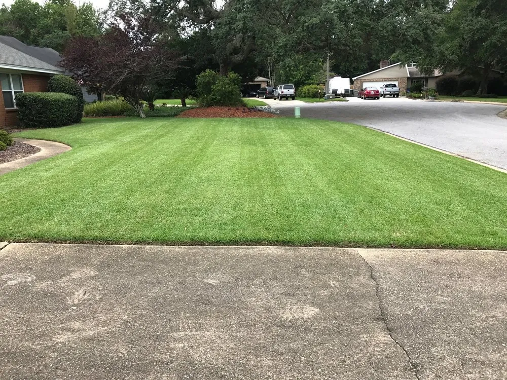 Professional garden landscaping experts serving Pensacola, FL - JD Landscaping