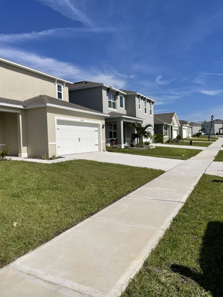 Expert yard cleanup service experts serving Apopka, FL - J&D Lawn Care