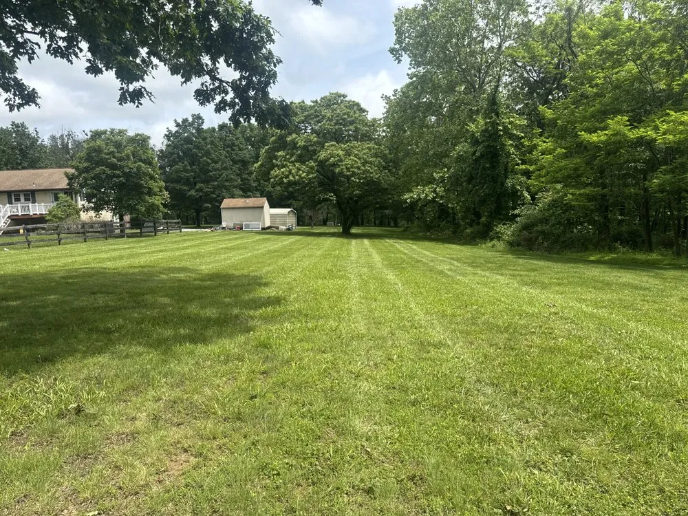Top-rated garden landscaping experts serving Harpers Ferry, WV - J&D Lawn Care