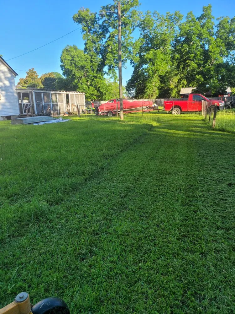 Reliable residential landscaping in Hazlehurst, GA - J&D Lopez Lawn & Landscaping Services