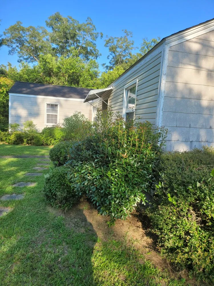 Trusted landscape design in Hazlehurst, GA by J&D Lopez Lawn & Landscaping Services