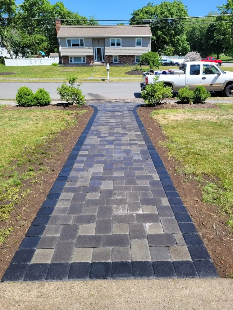 Top-rated garden landscaping in Lowell, MA by JD Stoneworks