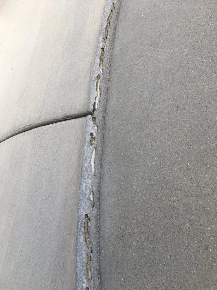 Top-rated lawn mowing service in Upland, CA by JDC Concrete