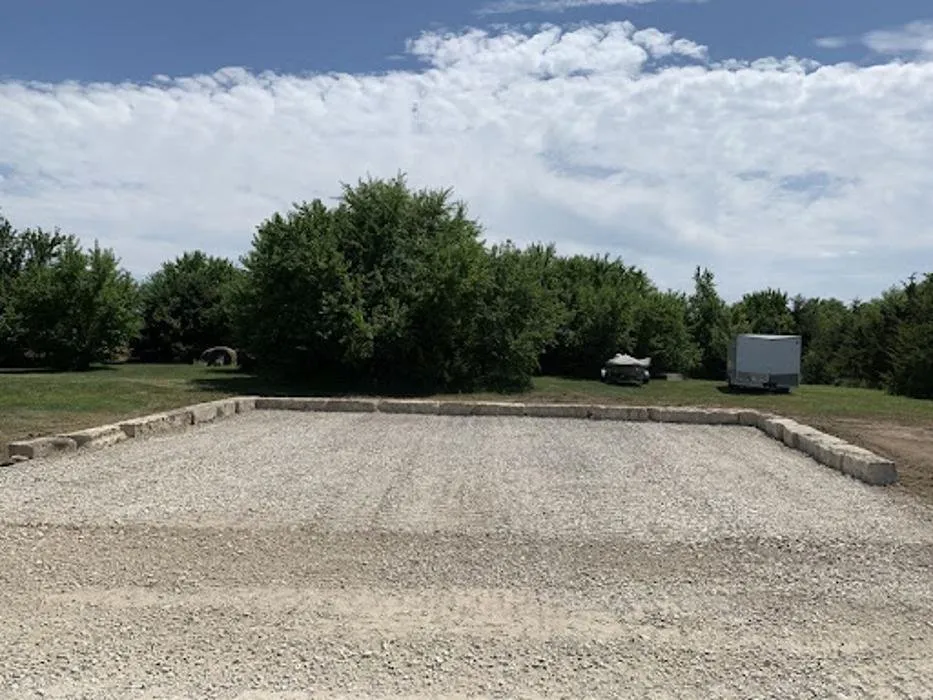 Top-rated yard maintenance experts serving Lawrence, KS - JDC Construction