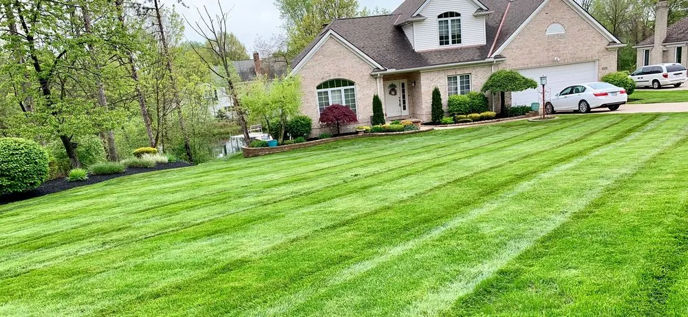 Trusted lawn mowing service experts serving Maple Heights, OH - JDC Landscaping