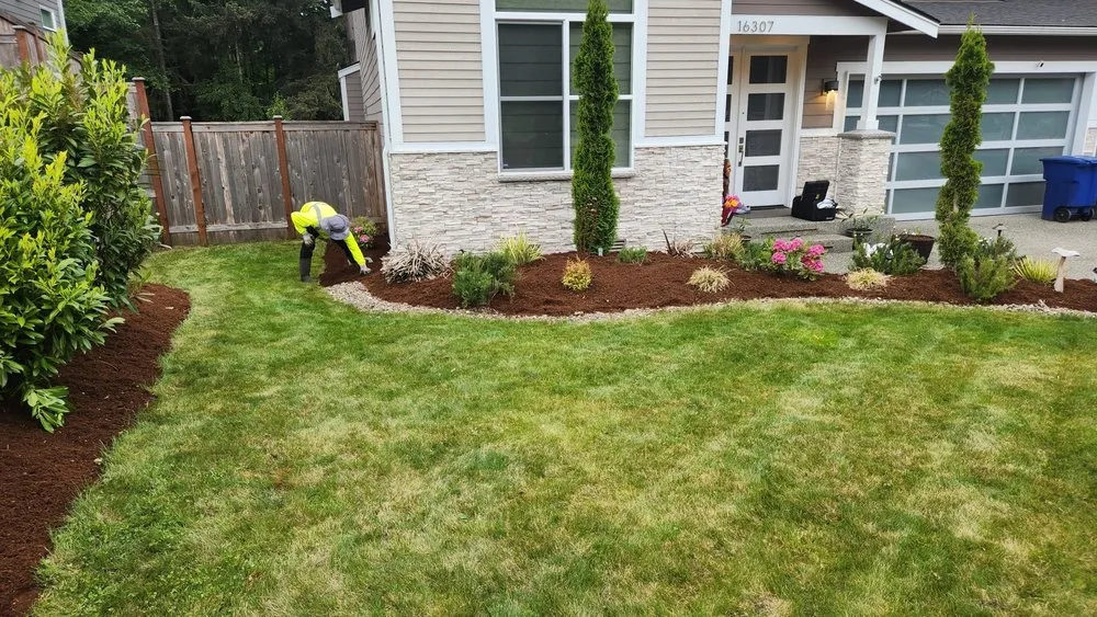 Custom residential landscaping in Burien, WA - Jdg Repair
